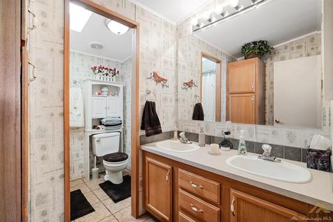 600 S Dennison Rd #122, Tehachapi, CA 93561 photo 16