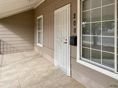 200 Woodrow St, Taft, CA 93268 photo 3