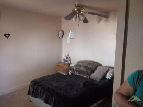 109 Pico St, Taft, CA 93268 photo 9