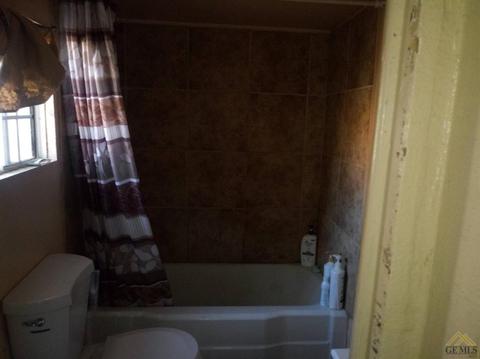 109 Pico St, Taft, CA 93268 photo 7