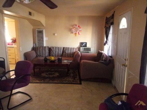 109 Pico St, Taft, CA 93268 photo 4