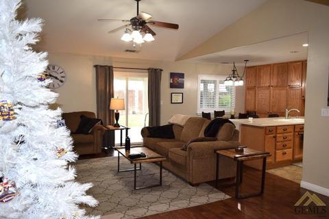 12106 Ruby River Dr, Bakersfield, CA 93312 photo 9