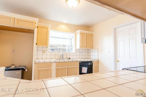 2033 5th Dr, Delano, CA 93215 photo 14