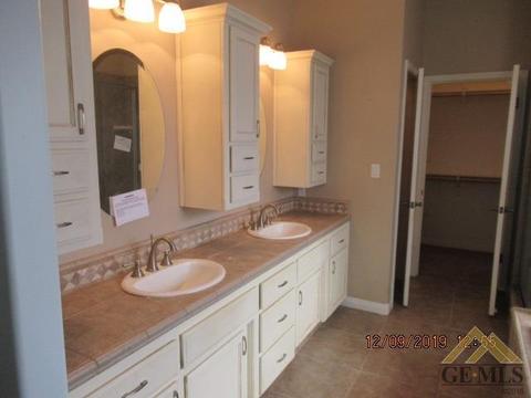 11329 Stroke Cutters Dr, Taft, CA 93268 photo 18