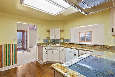 27551 Kelso Dr, Tehachapi, CA 93561 photo 12