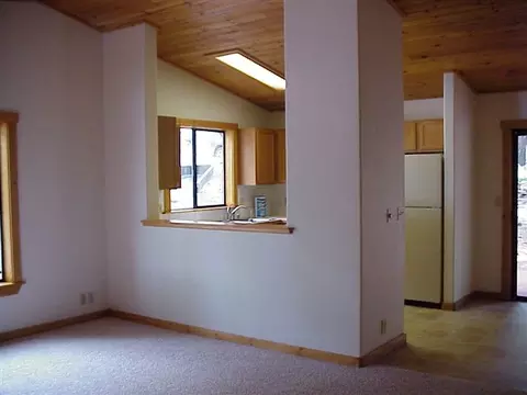 12056 Pine Forest Rd, Truckee, CA 96161 photo 3