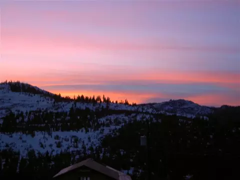12644 Pinnacle Loop, Truckee, CA 96161 photo 2