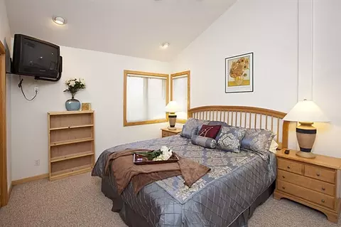 12644 Pinnacle Loop, Truckee, CA 96161 photo 8