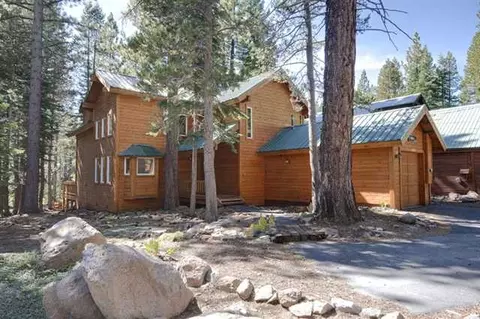 13066 Skiview Lp, Truckee, CA 96161 photo 1