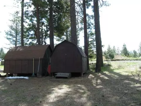 121 Calpine Ave, Calpine, CA 96124 photo 5