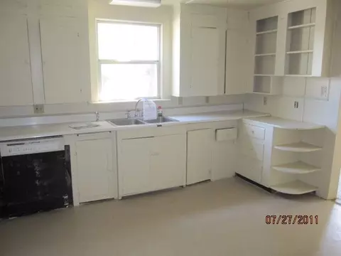 650 2nd St, Loyalton, CA 96118 photo 2