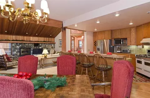 527 Wolf Tree, Truckee, CA 96161 photo 2