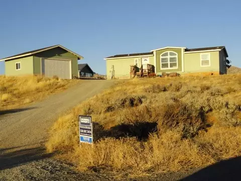 893 Meadow View Ln, Chilcoot, CA 96105 photo 1