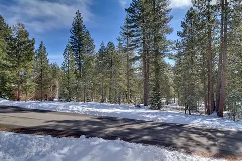 12015 Saddleback Dr, Truckee, CA 96161 photo 7