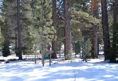 12015 Saddleback Dr, Truckee, CA 96161 photo 2