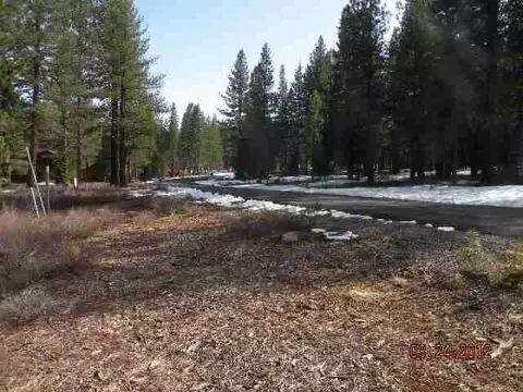 11741 Bottcher Loop, Truckee, CA 96161 photo 7