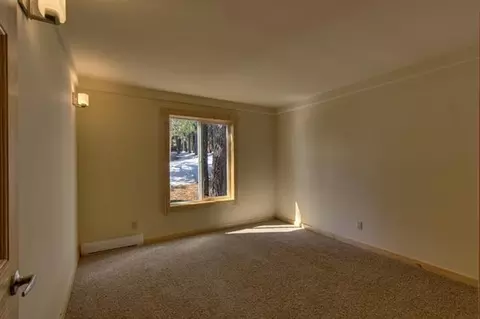 14062 Skiview Loop, Truckee, CA 96161 photo 8