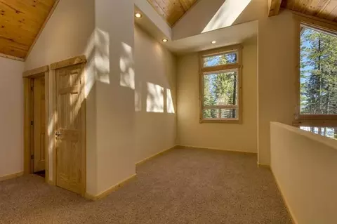 14062 Skiview Loop, Truckee, CA 96161 photo 5