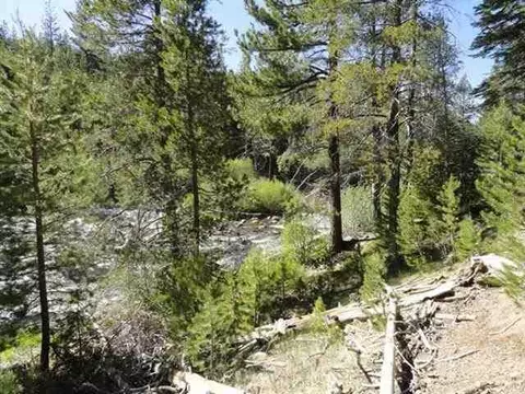 8040 River Rd, Truckee, CA 96161 photo 3