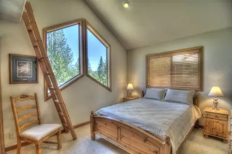 11776 Bennett Flat Rd, Truckee, CA 96161 photo 10