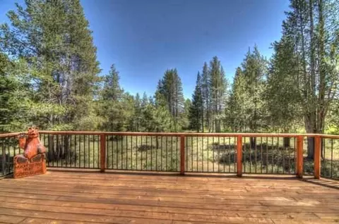 11776 Bennett Flat Rd, Truckee, CA 96161 photo 2