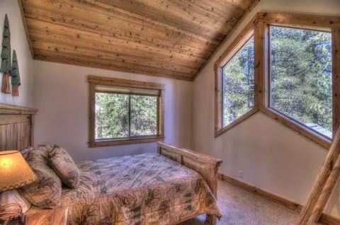 13680 Skiview Loop, Truckee, CA 96161 photo 11