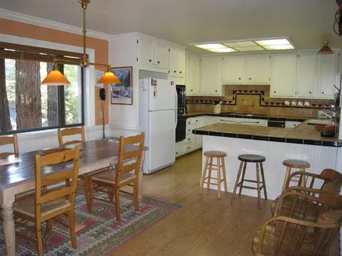 184 Basque, Truckee, CA 96161 photo 4