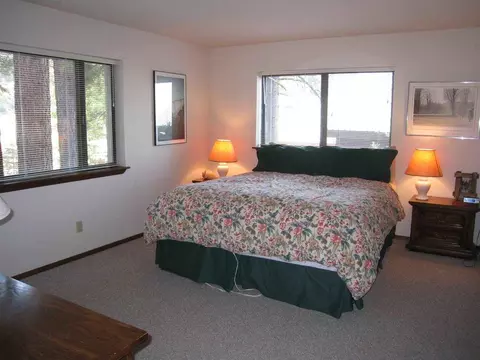 184 Basque, Truckee, CA 96161 photo 9