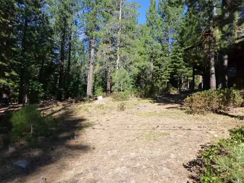 12124 Bennett Flat Rd, Truckee, CA 96161 photo 2