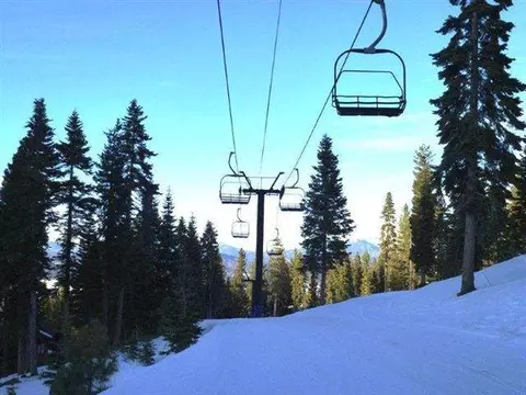 2556 Summit Pl, Truckee, CA 96161 photo 6