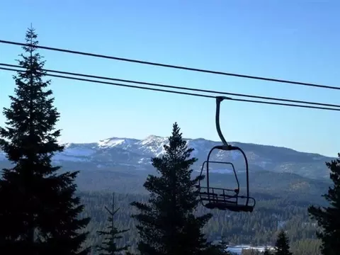 2556 Summit Pl, Truckee, CA 96161 photo 4