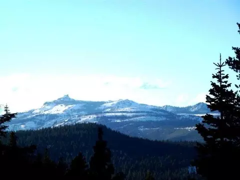 2556 Summit Pl, Truckee, CA 96161 photo 2