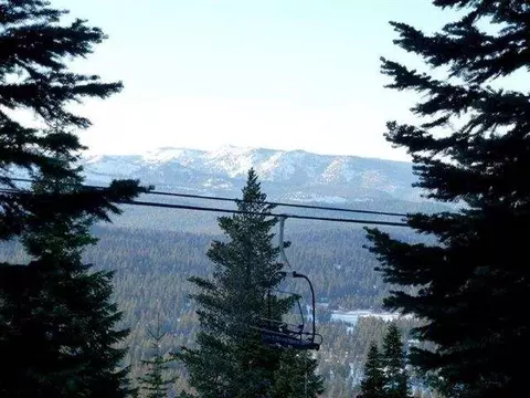 2556 Summit Pl, Truckee, CA 96161 photo 5