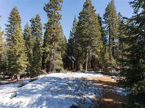 12797 Skiview Loop, Truckee, CA 96161 photo 10