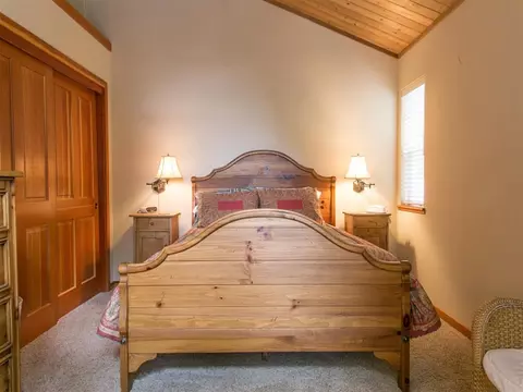 736 Conifer, Truckee, CA 96161 photo 5