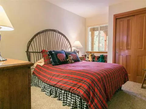736 Conifer, Truckee, CA 96161 photo 7