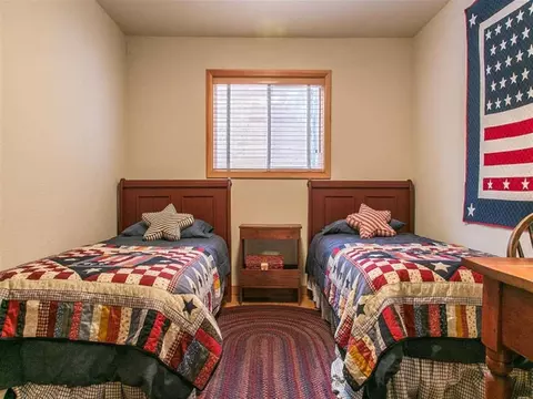 736 Conifer, Truckee, CA 96161 photo 9