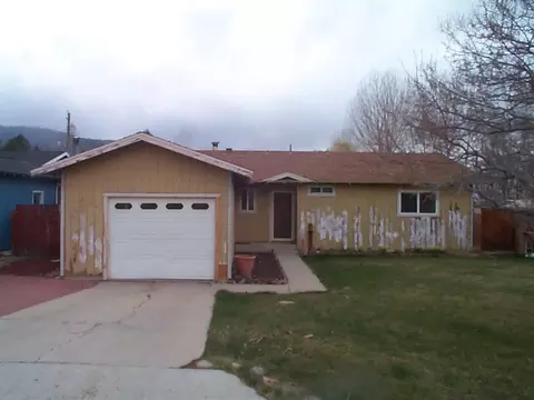 105 Hill St, Loyalton, CA 96118 photo 1