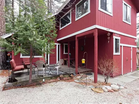207 Coates Ave, Calpine, CA 96124 photo 2