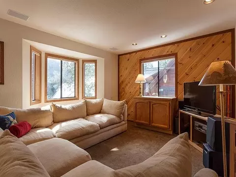 13186 Skiview Loop, Truckee, CA 96161 photo 8