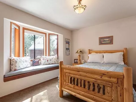 13186 Skiview Loop, Truckee, CA 96161 photo 11
