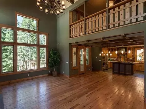 13034 Skiview Loop, Truckee, CA 96161 photo 3