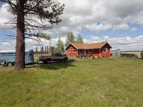 22240 Highway 89, Calpine, CA 96124 photo 8