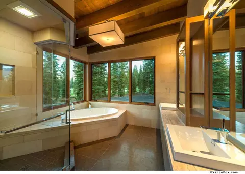 8434 Valhalla Dr, Truckee, CA 96161 photo 11