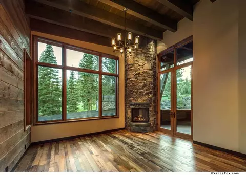 8434 Valhalla Dr, Truckee, CA 96161 photo 10