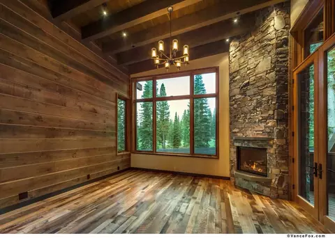 8434 Valhalla Dr, Truckee, CA 96161 photo 12