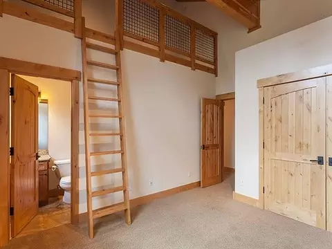 12220 Bennett Flat Rd, Truckee, CA 96161 photo 10