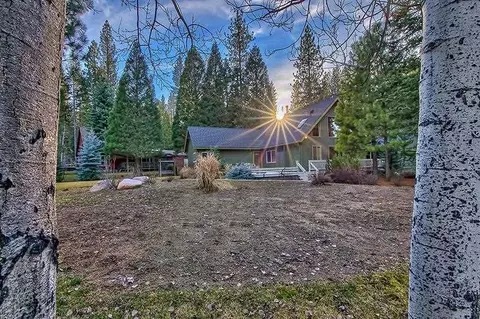 15 Navajo Trl, Graeagle, CA 96103 photo 2