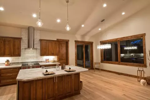 10789 Labelle Ct, Truckee, CA 96161 photo 6