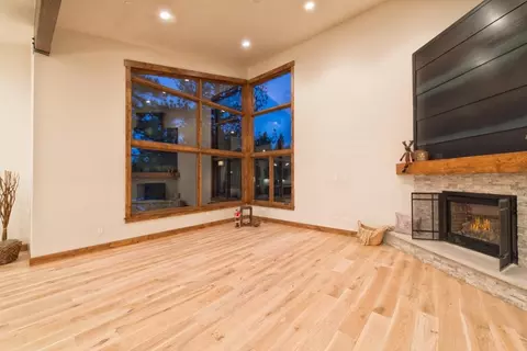 10789 Labelle Ct, Truckee, CA 96161 photo 3